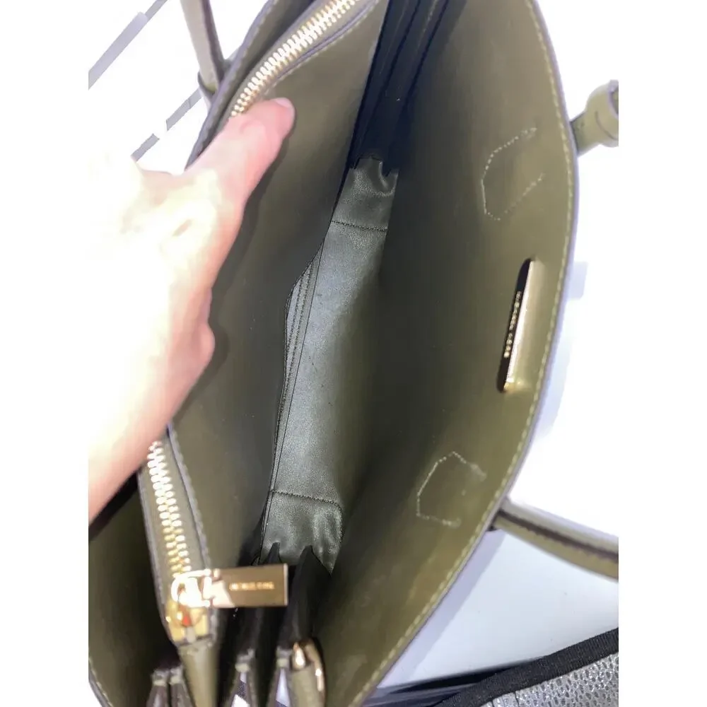 MICHAEL KORS, PEBBLED LEATHER OLIVE GREEEN LARGE HANDBAG